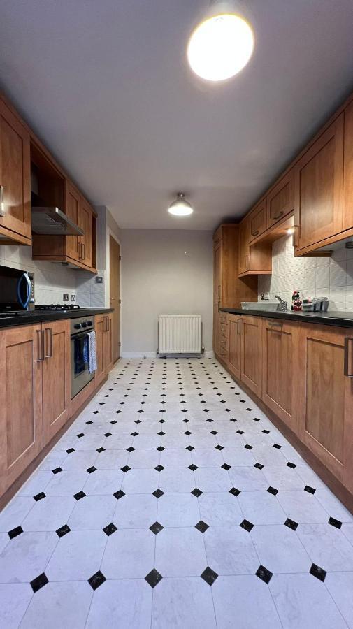 Edinburgh City Centre - Powderhall Modern Spacious 2 Bedroom Apartment With Free Parking المظهر الخارجي الصورة